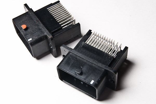 T4e ECU Header for 2006+ Lotus
